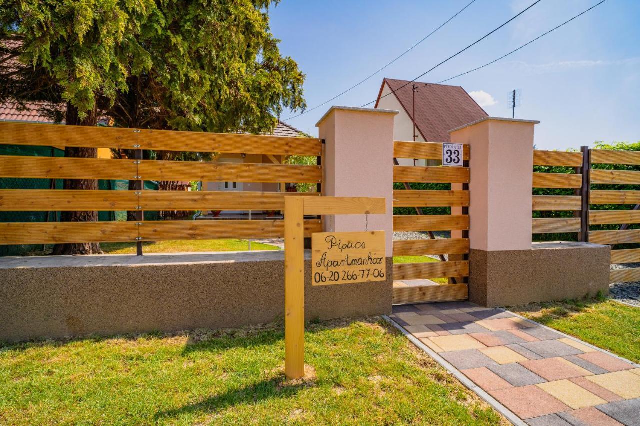 Harkány Pipacs Apartmanhaz מראה חיצוני תמונה